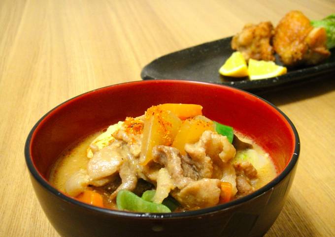 Recipe of Super Quick Homemade Tonjiru : A miso based pork soup filled with vegetables