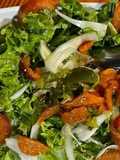 Salada de Alface e Tomate com Pimentos Assados
