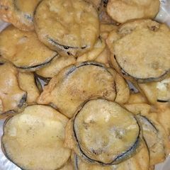 Bengan ke pakoray A picture of Bengan ke pakoray.