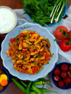 عکسی از دستور خوراک مرغ و سبزیجات