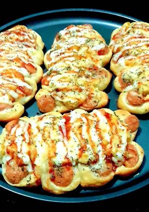 รูปของ ขนมปังไส้กรอกสไตล์เกาหลี korean sausage bread