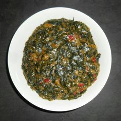 A picture of Peppers Creamed spinach.