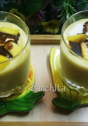 A picture of Eggless Quick Mango Cookie Mousse.