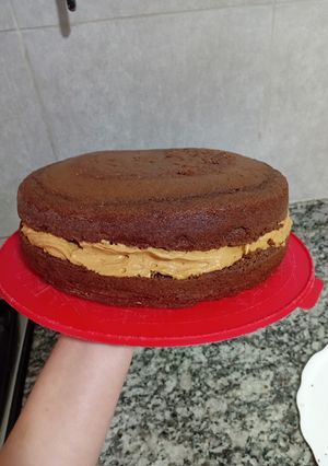 Una foto de Bizcochuelo con relleno de chocotorta