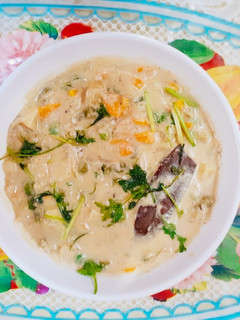 "வெஜிடேபிள் வெள்ளை குருமா"(Vegetable White Kurma). செய்முறை முக்கிய புகைப்படம்