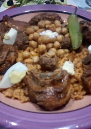 صورة لوصفة شخشوخة الظفر باللحم الغنمي 😋🥘