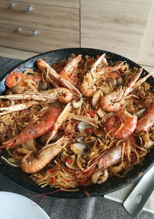 Una foto de Fideuá, con alioli y fideo n°2