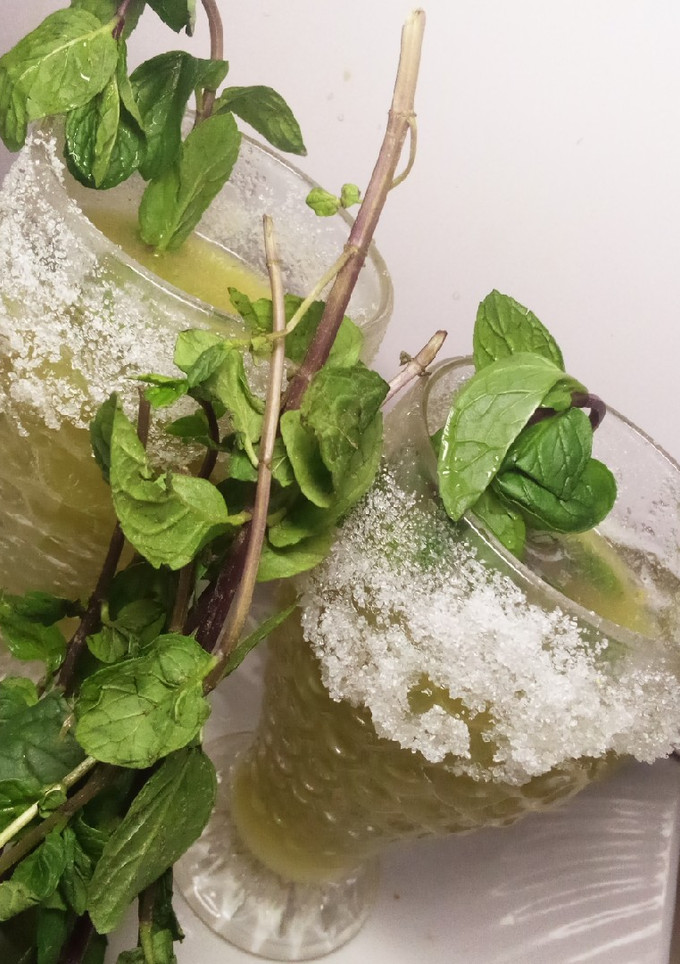 A picture of Agwaluma mocktail.