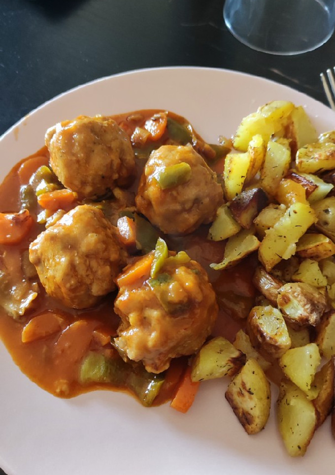Una foto de Albóndigas a mi manera en olla gm h deluxe