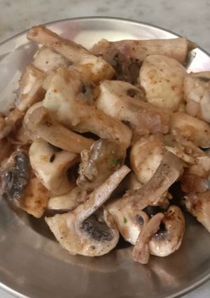 A picture of Dry Masala Mushroom.