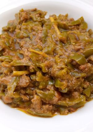 A picture of Spicy minced beef with capsicum.