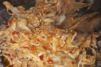 Resep Ayam suwir pedas manis yang Bikin Ngiler