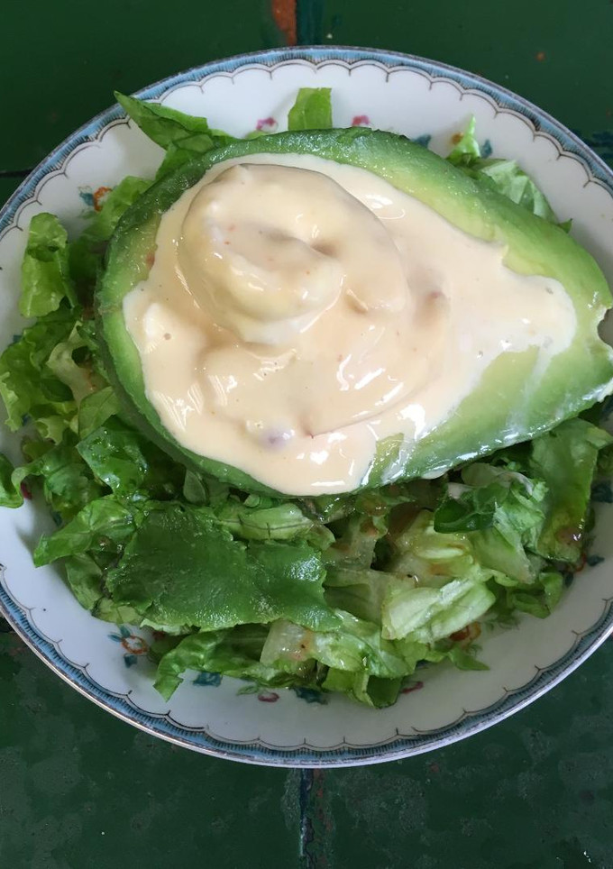 Una foto de Aguacates rellenos con camarones ©