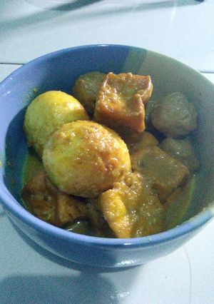 Foto resep Sayur Kuning Tahu Telur Bakso