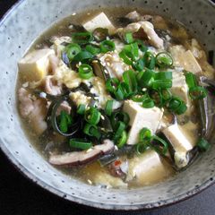 Kombu (Kelp) & Tofu Soup A picture of Kombu (Kelp) & Tofu Soup.