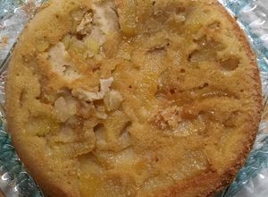 Una foto de Torta de manzanas en olla triple fondo