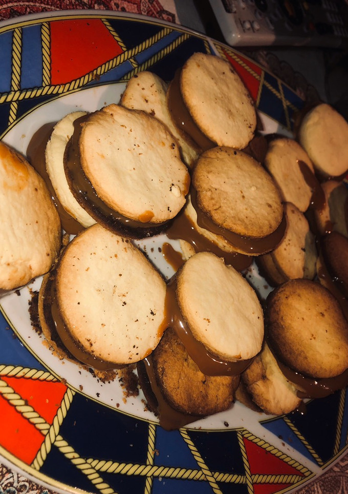 Una foto de Alfajores de maicena 🥯