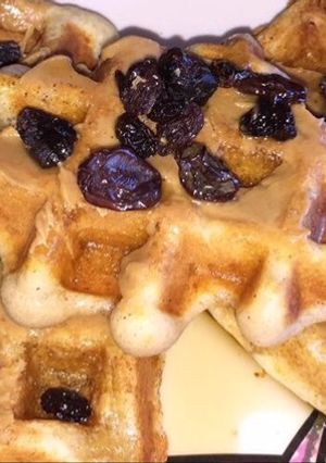 A picture of Cinnamon Raisin Waffles.
