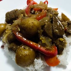 Beef curry A picture of Beef curry.