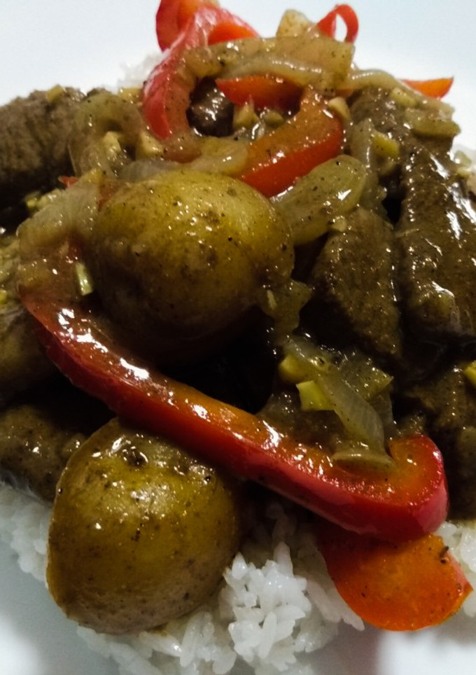 A picture of Beef curry.
