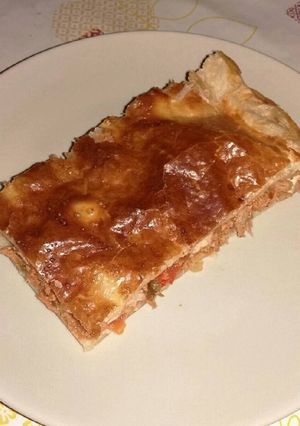 Una foto de Empanada de hojaldre con atún