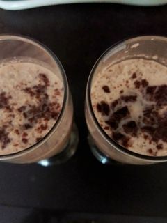 ઓરીઓ શેક (Oreo shake recipe in gujarati) રેસીપી મુખ્ય ફોટો