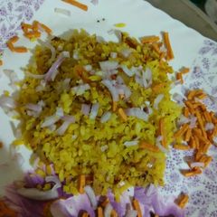 A picture of Onion poha.