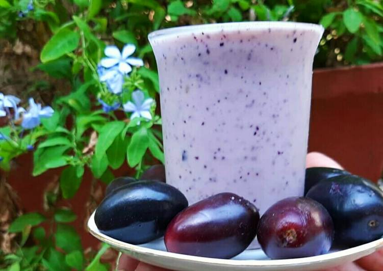 Easiest Way to Make Any-night-of-the-week Jamun smoothie(Indian black berry)