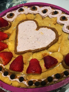 Una foto de Tiramisú de frutos rojos sin horno delicioso. Especial cumpleaños mamá