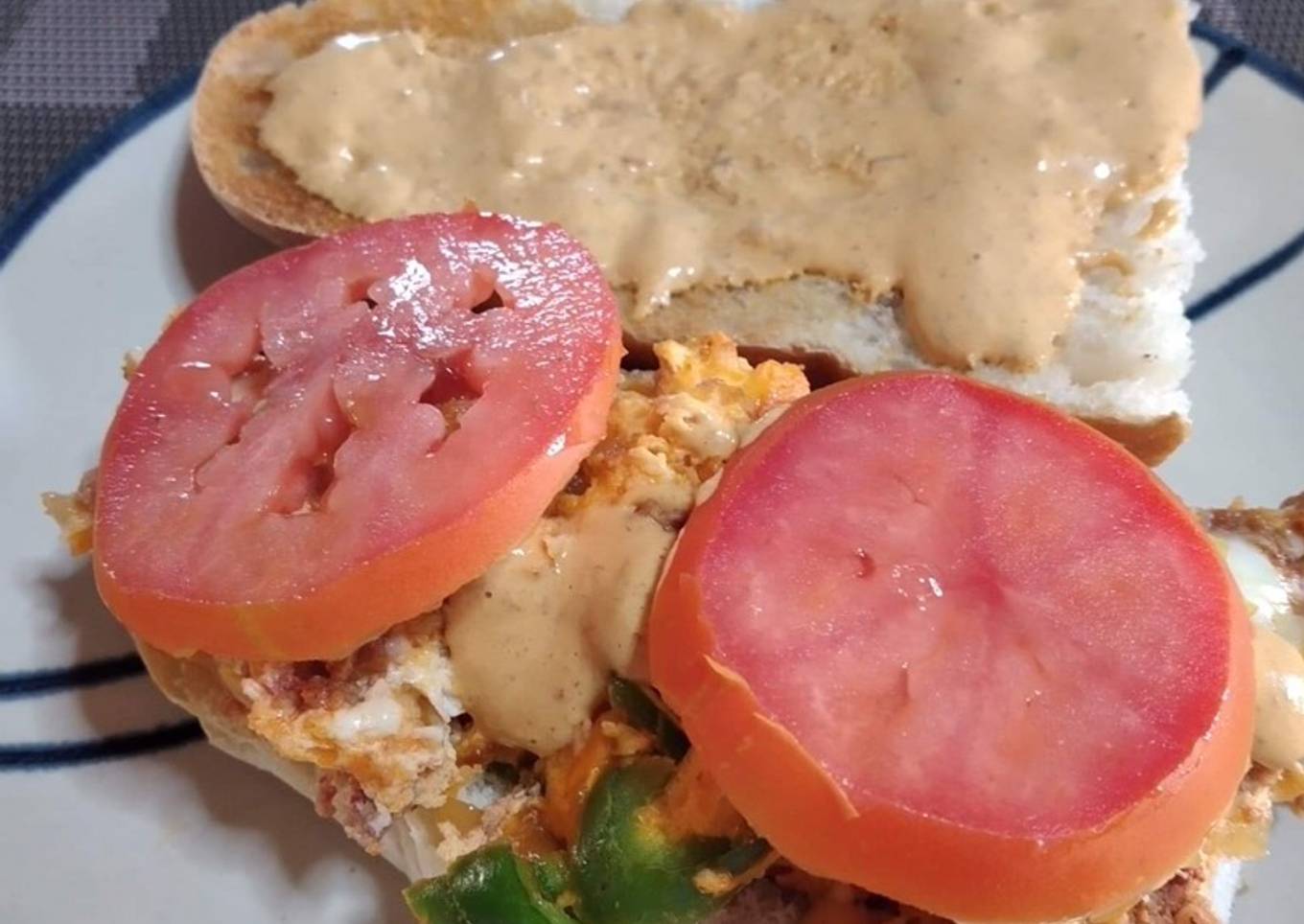 Torta de huevo con chorizo