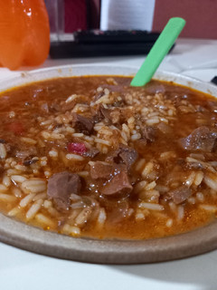 Una foto de Guiso de arroz con riñones