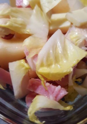 Une photo de Salade d'endive à composer