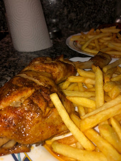 Una foto de Pollo al horno 🍗