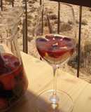 Sangria de Espumante e Frutos Vermelhos