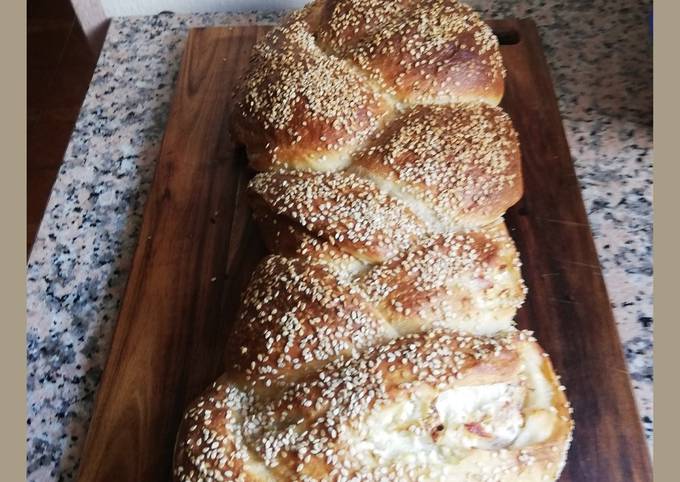 Treccia di pane al latte Farcita