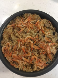 櫻花蝦油飯 的食譜成品照片
