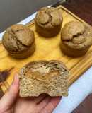 Muffins de banana rellenos de mantequilla de maní