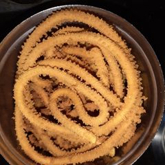 A picture of Daliya dal mullu murukku (chakli).