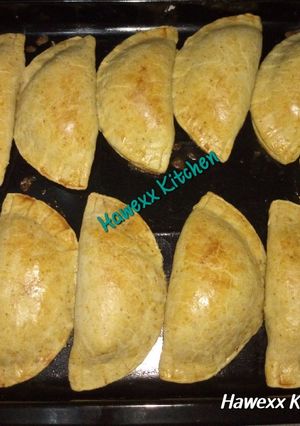 A picture of Baked Meat Pie.