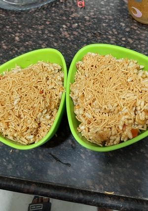 A picture of Chatpata bhel (Jain).