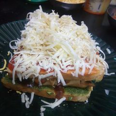 Samosa Sandwich A picture of Samosa Sandwich.