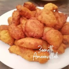 A picture of Hyderabadi Gulgule/Sweet Fritters.