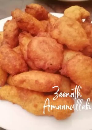 A picture of Hyderabadi Gulgule/Sweet Fritters.