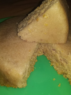 Una foto de Pan de elote🌽 en microondas