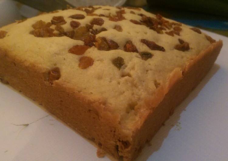 Easiest Way to Prepare Vanilla Raisin Cake Appetizing