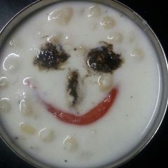 A picture of Boondi raita.