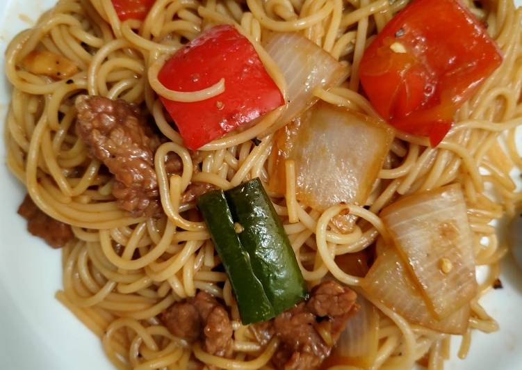 Bagaimana Membuat Spaghetti Sapi Lada Hitam Anti Gagal