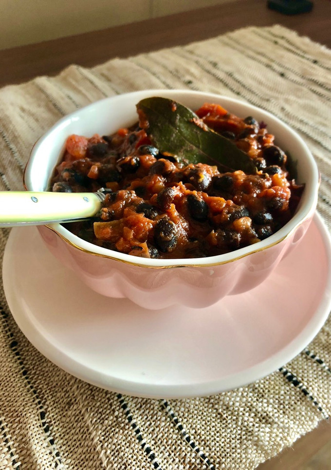 Una foto de Porotos estilo indio