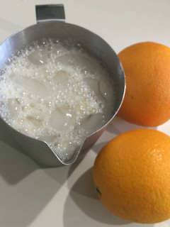 Una foto de Mori-Soñando (jugo de leche y naranja)