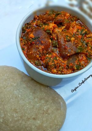 A picture of Eba.